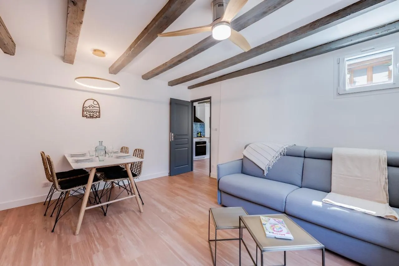 L'Escale Bleue Apartment Annecy France